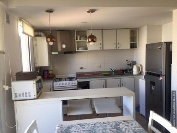 Piso 2 amb con balcon