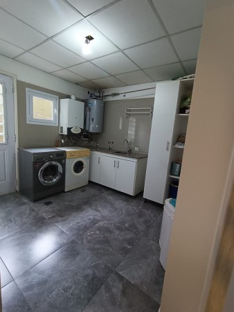 Chalet moderno ideal dos familias