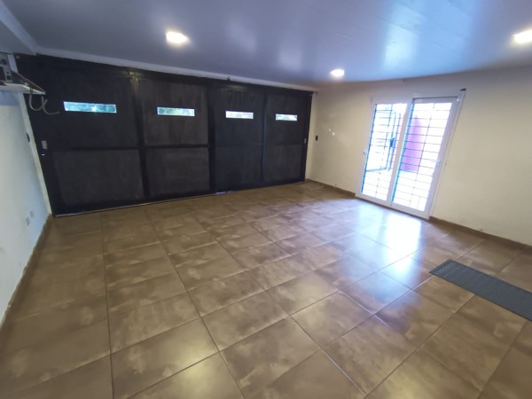 Chalet moderno ideal dos familias