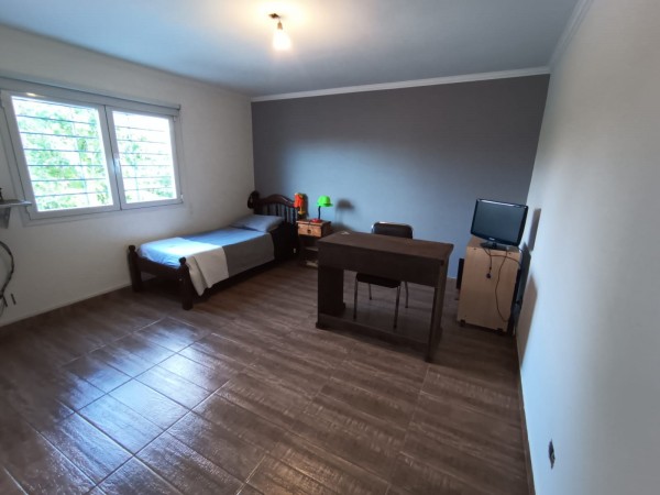 Chalet moderno ideal dos familias