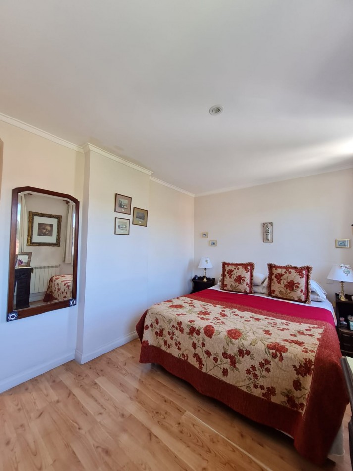 Triplex Barrio San Carlos