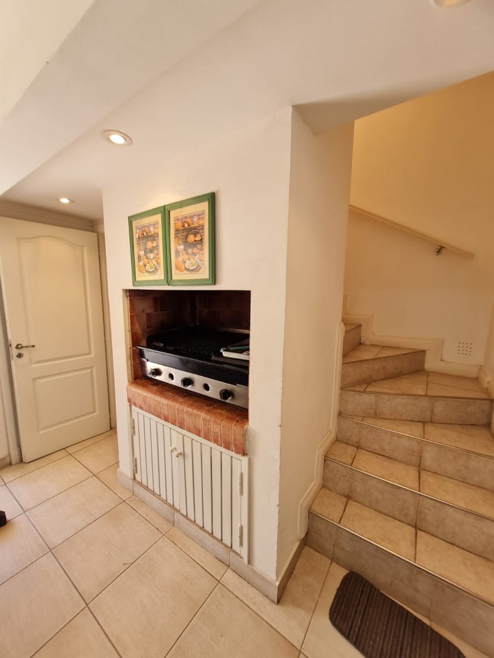 Triplex Barrio San Carlos