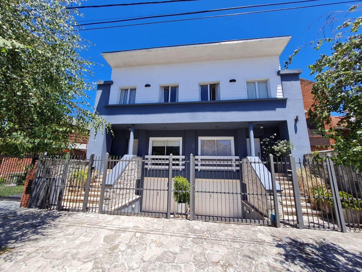 Triplex Barrio San Carlos