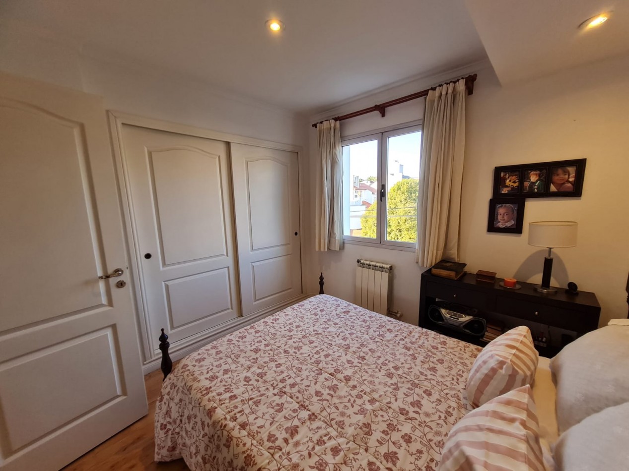 Triplex Barrio San Carlos