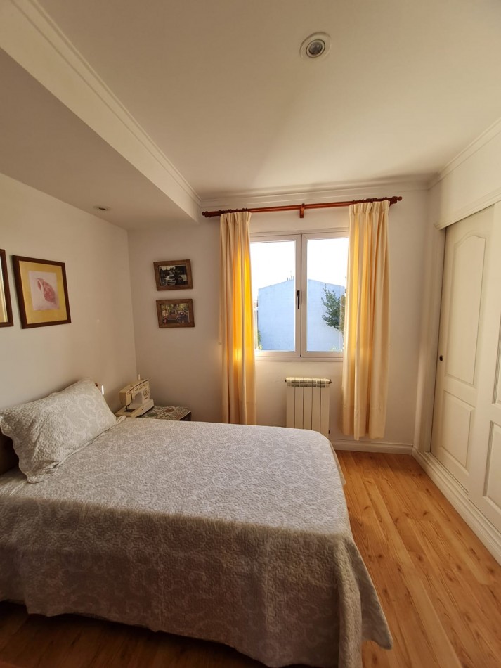 Triplex Barrio San Carlos