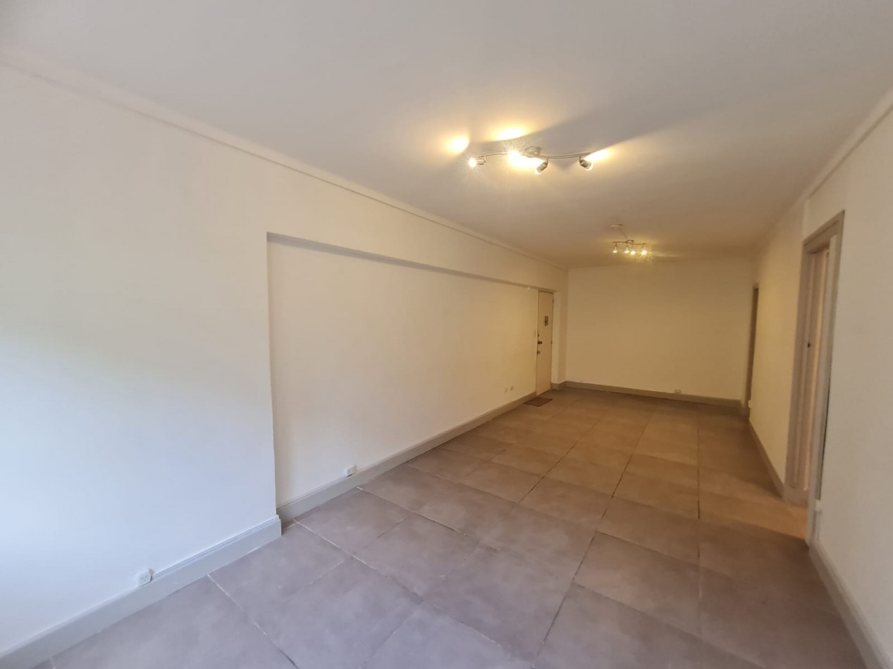 OPORTUNIDAD Departamento Playa grande 4 Amb con cochera y Baulera