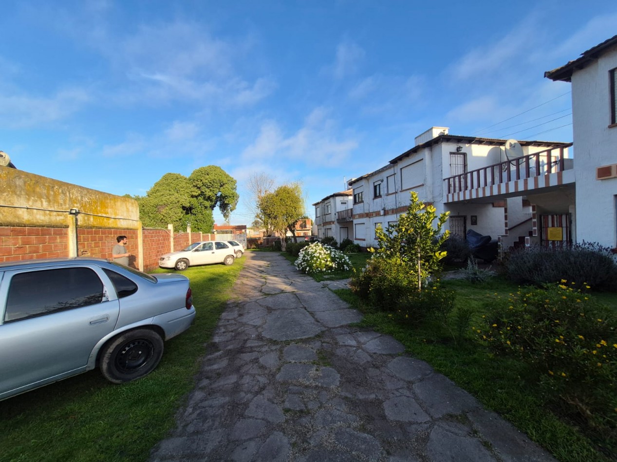 Departamento 2 amb reciclado con cochera fija 