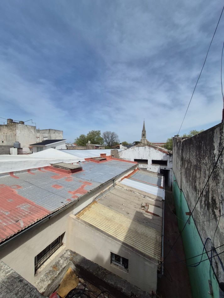 Propiedad en Block frente a la Estacion Ferroautomotora