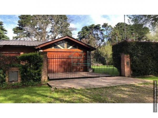 Chalet Colina Alegre