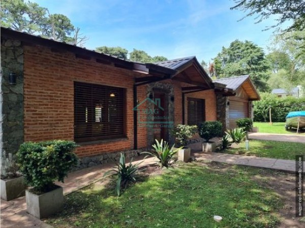 Chalet Colina Alegre