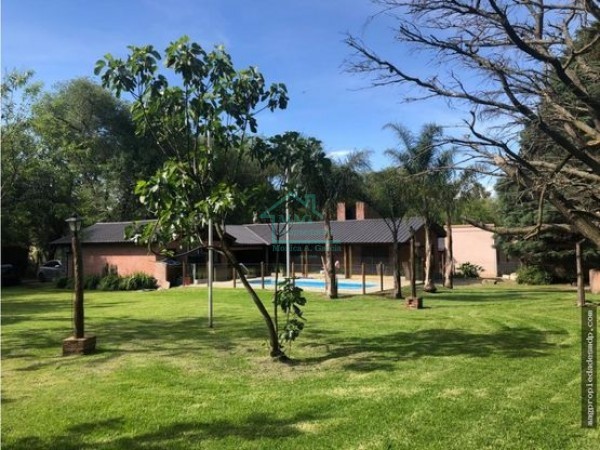 Chalet Colina Alegre