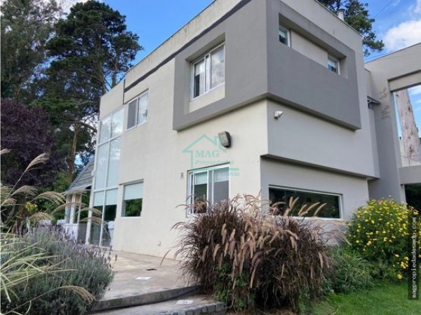 Chalet Bosque Peralta Ramos