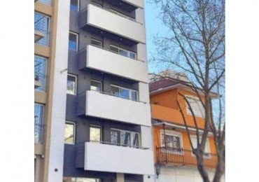 Piso 2 amb con balcon