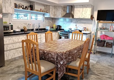 Chalet moderno ideal dos familias