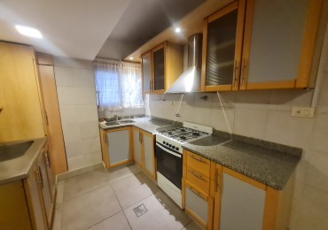 OPORTUNIDAD Departamento Playa grande 4 Amb con cochera y Baulera